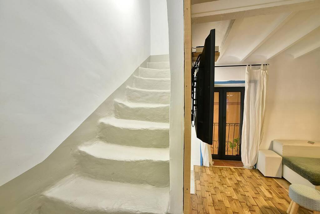 Charmante Maison Independante Dans Le Vieux Калпе Екстериор снимка